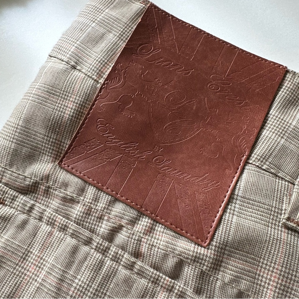 Lion’s Crest by English Laundry - Beige Plaid Cargo Shorts - Picture 6 of 15